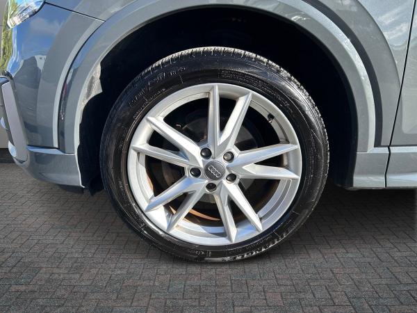 Audi Q2 Photo autoimg-b9c91ba5db1abc3dce105938e229abf45e16f075.jpg