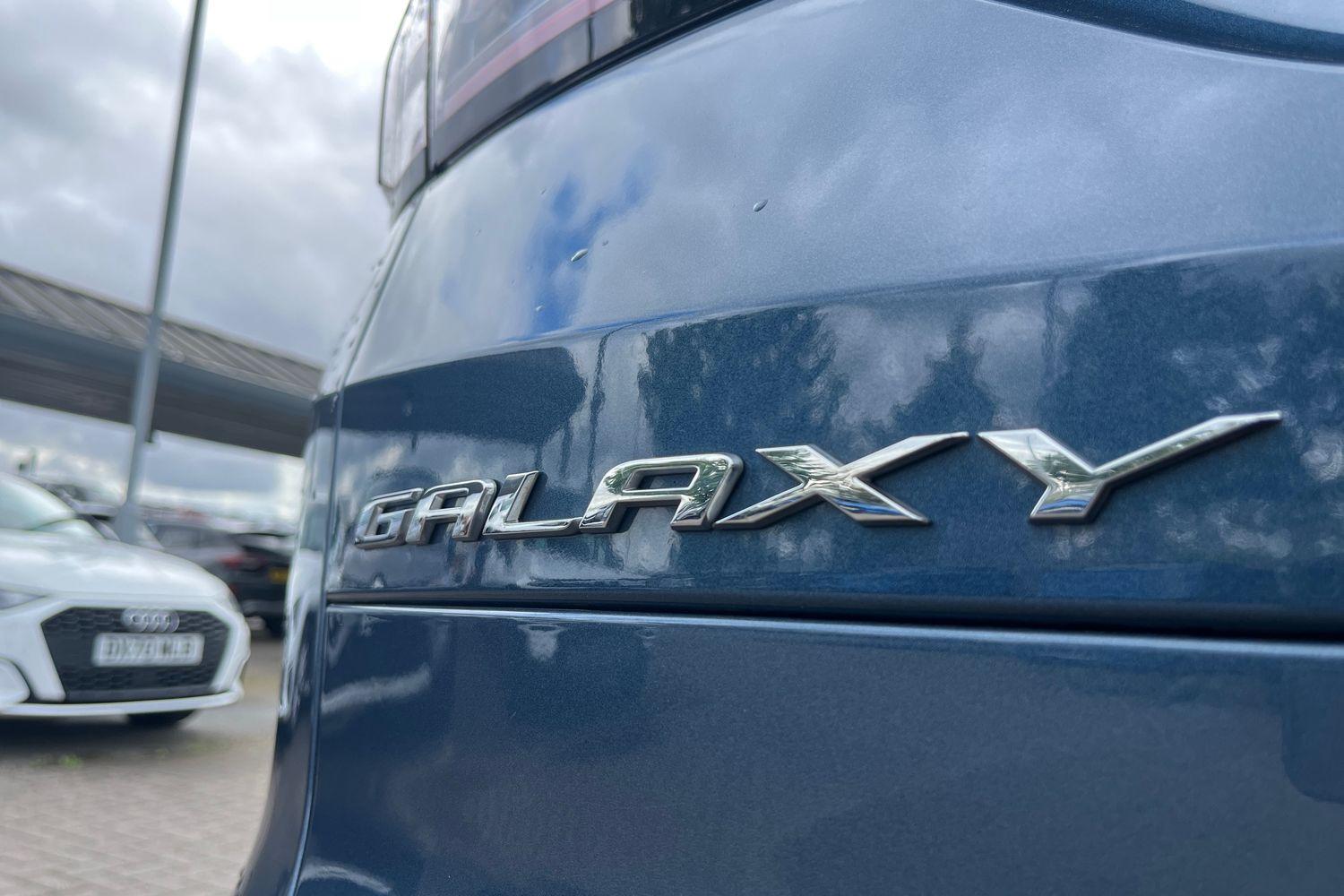 Ford Galaxy Photo 38
