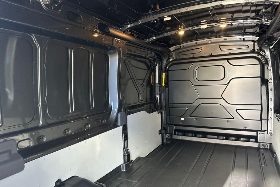 Used FORD E-TRANSIT WR75NHK 35