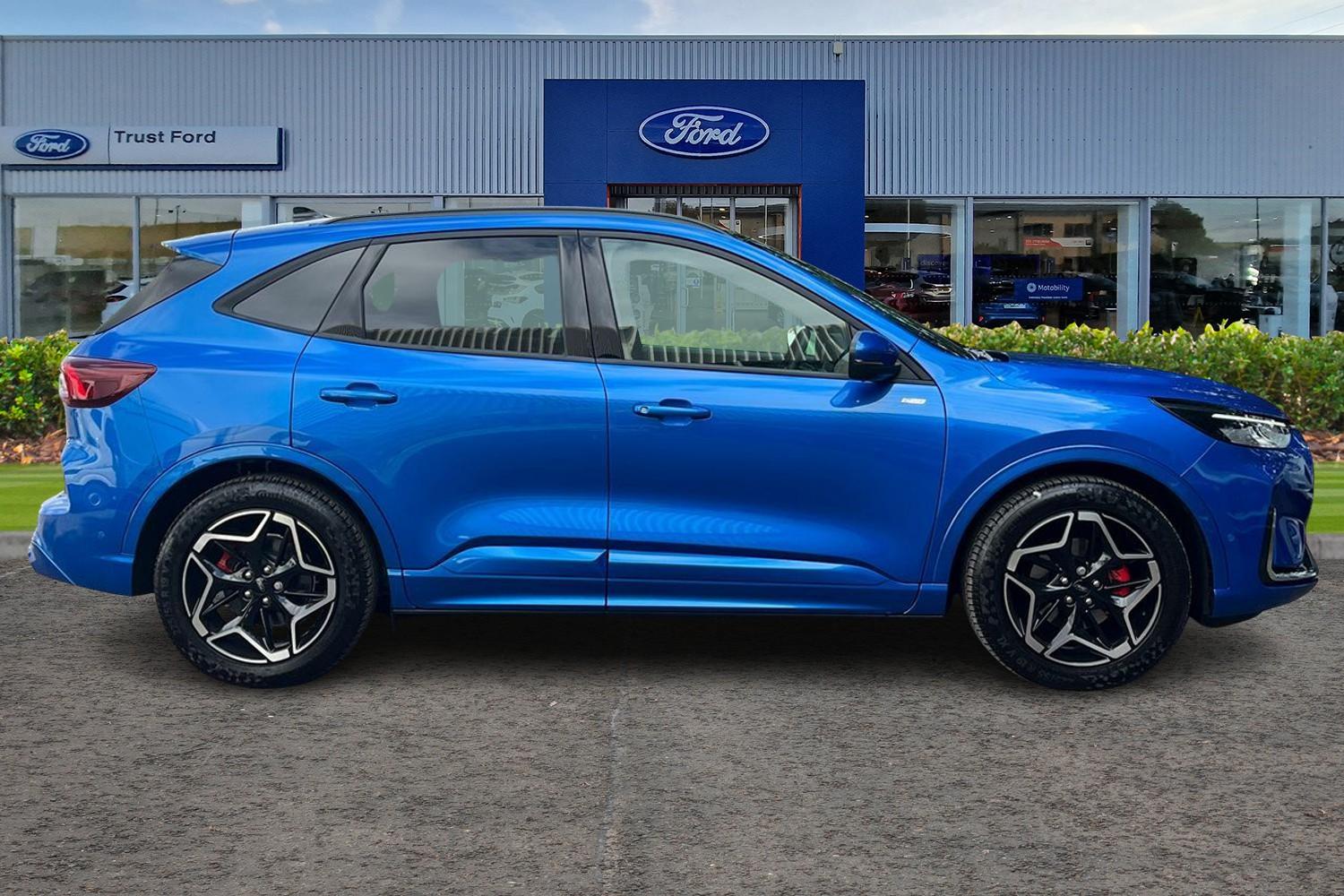 Ford KUGA Photo 2