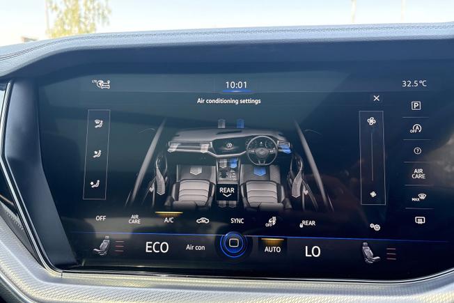 Volkswagen Touareg Photo 35