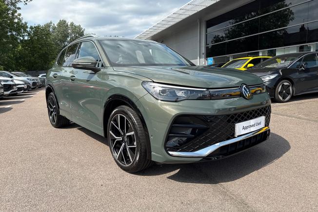 VOLKSWAGEN Tiguan Photo 21