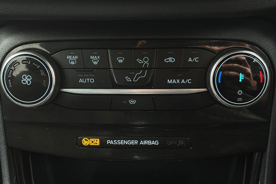 Ford PUMA Photo autoimg-b9d498fba93c73962f711f51b9fa2b3700d25ccc.jpg