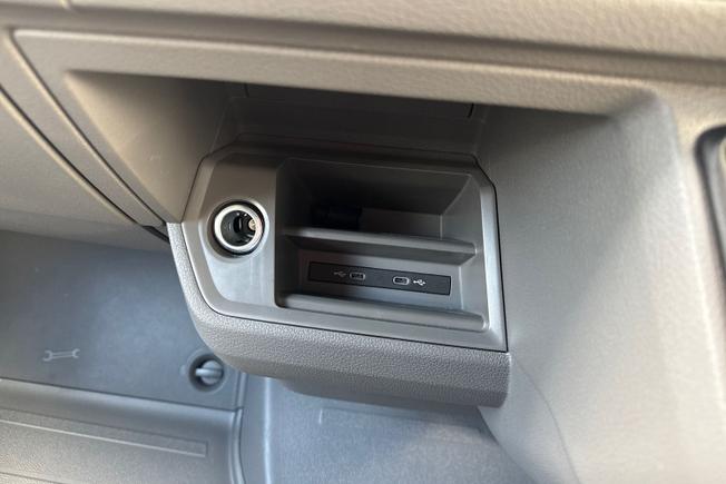 VOLKSWAGEN Crafter Photo 40