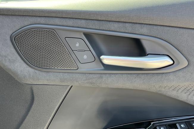 AUDI Q3 Photo 45