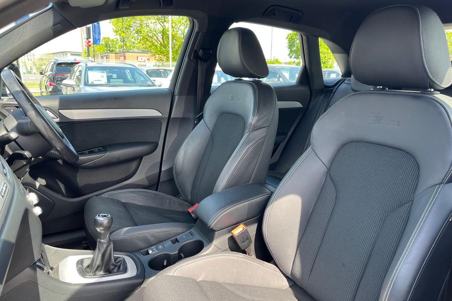 Audi Q3 Photo autoimg-b9e1600d46dda5e9615a56108a844600d5f83deb.jpg