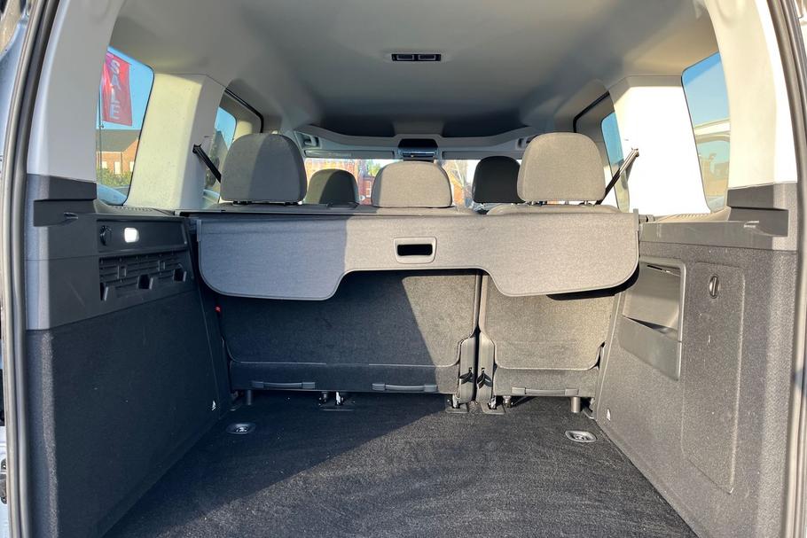 Used Ford TOURNEO CONNECT YGZ7612 21