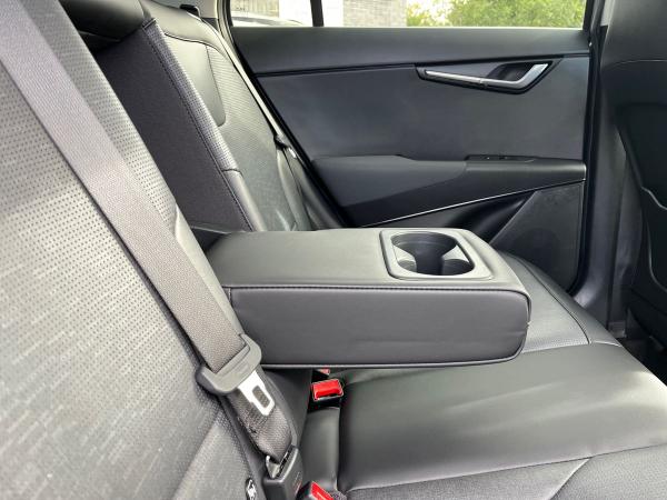 Kia Niro Photo autoimg-b9e1ced8633f91bc33f61d72a11e1008b28fe006.jpg