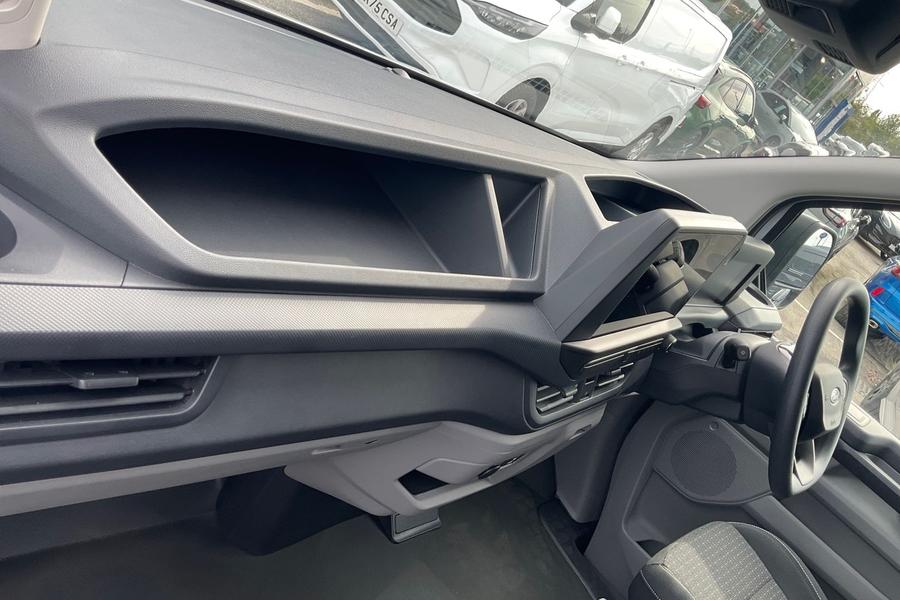 Ford E-Transit Custom Photo autoimg-b9e200068b9c16e0e7dad8719a7b9b1d0325f316.jpg