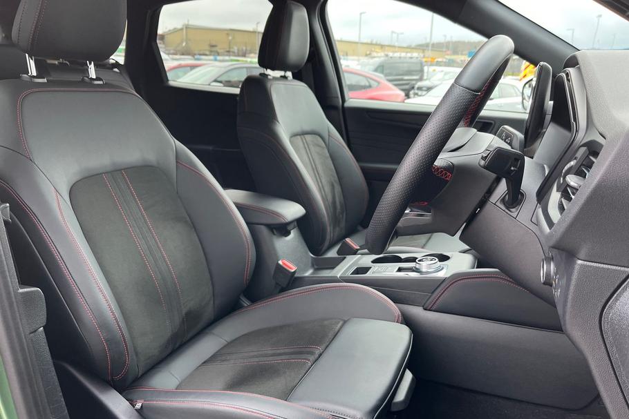 Used Ford KUGA SV25VKT 17