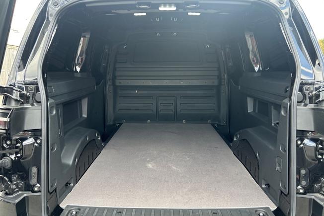 Volkswagen ID. Buzz Cargo Photo 12