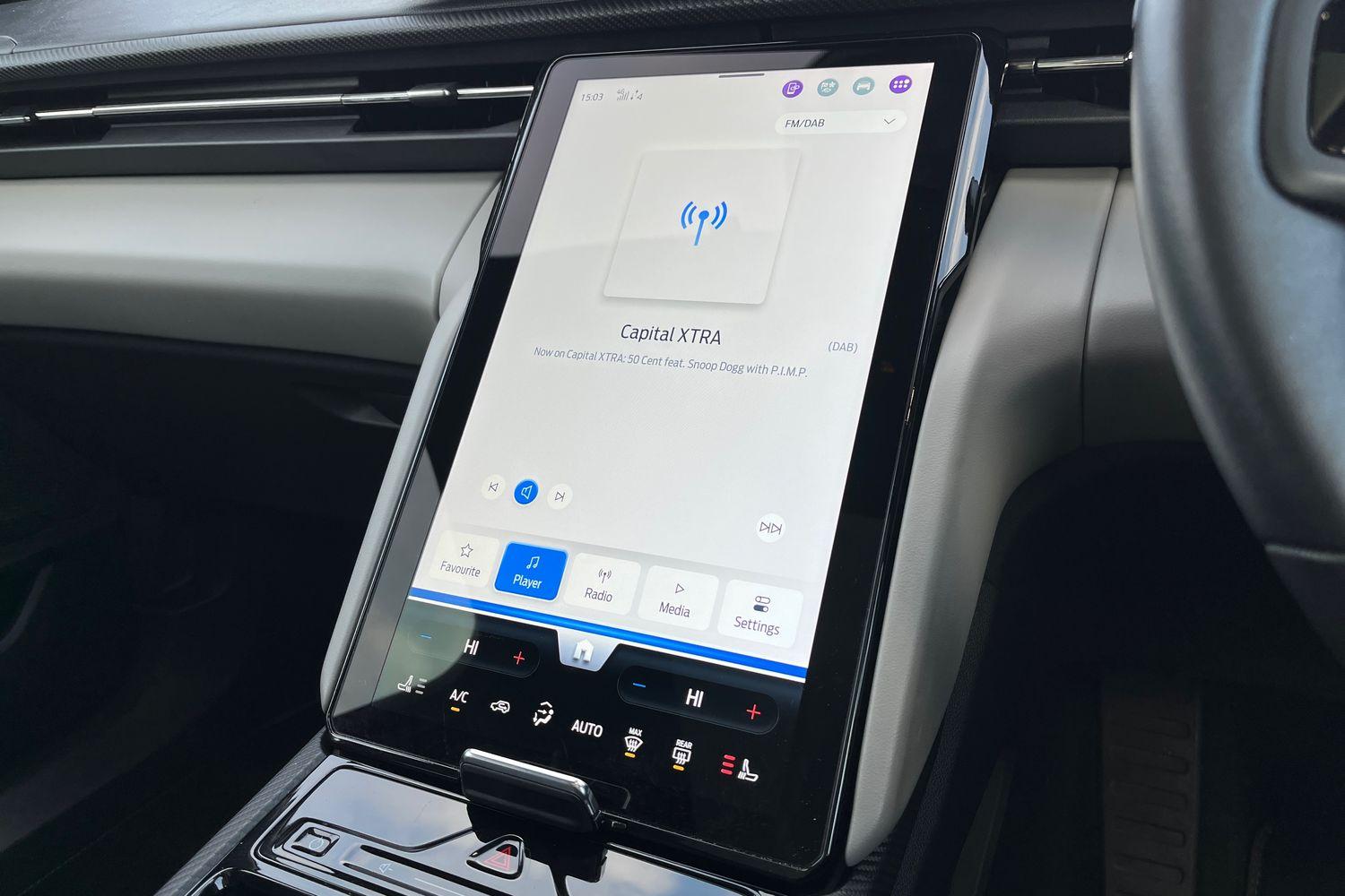 Ford Explorer Photo 25