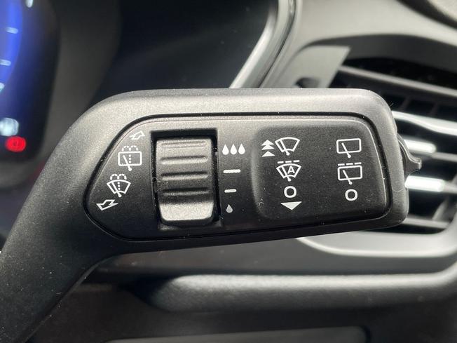 FORD Kuga Photo 41
