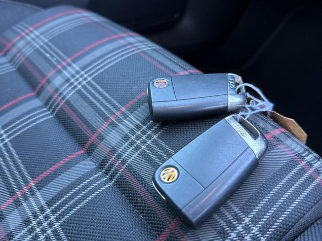 Volkswagen Golf Photo 42
