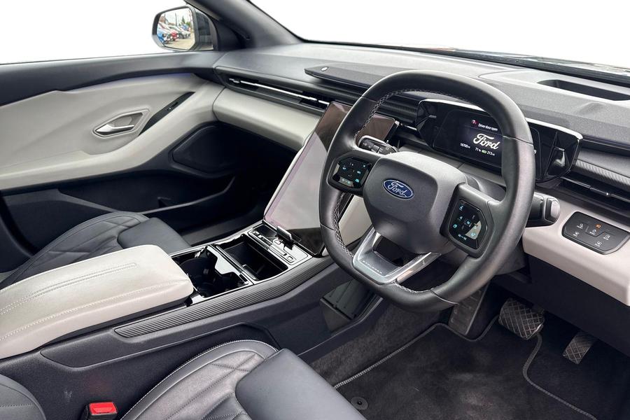 Ford Explorer Photo autoimg-ba051b58c5da855e883024a55c758a479a9d06b4.jpg