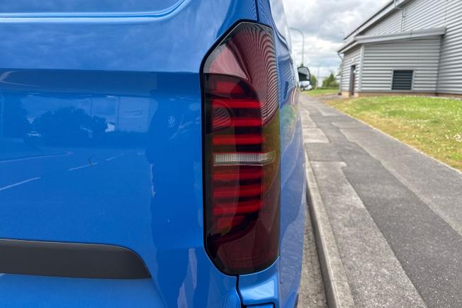Volkswagen Transporter Photo 18