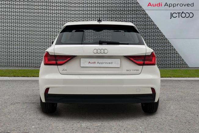 AUDI A1 Photo 7