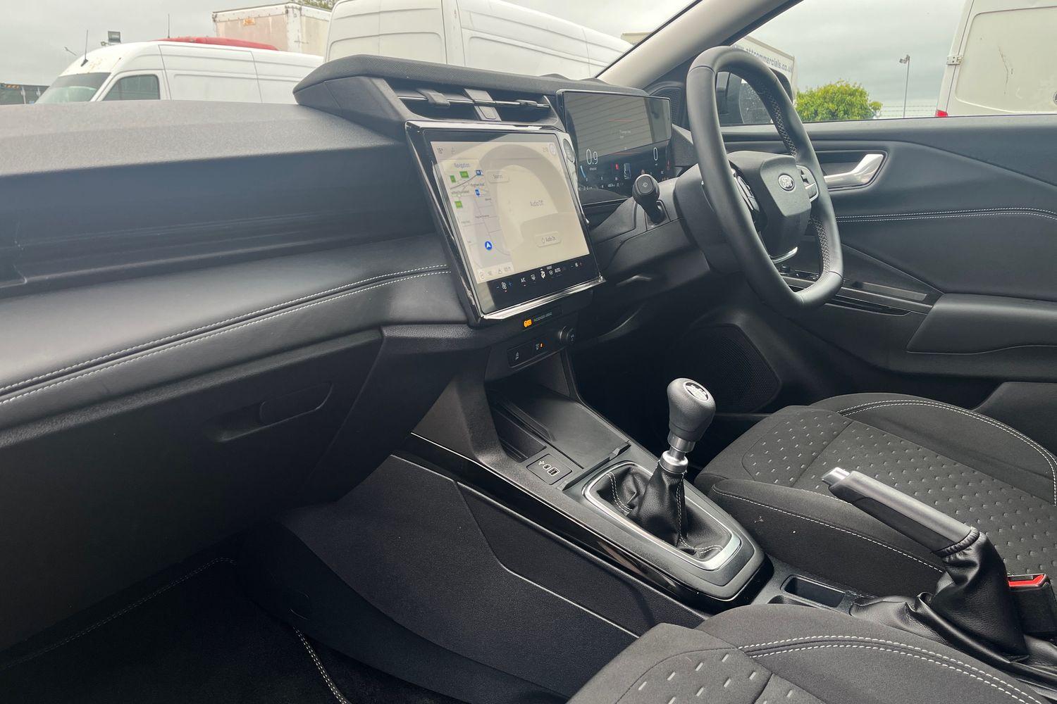 Ford PUMA Photo 17