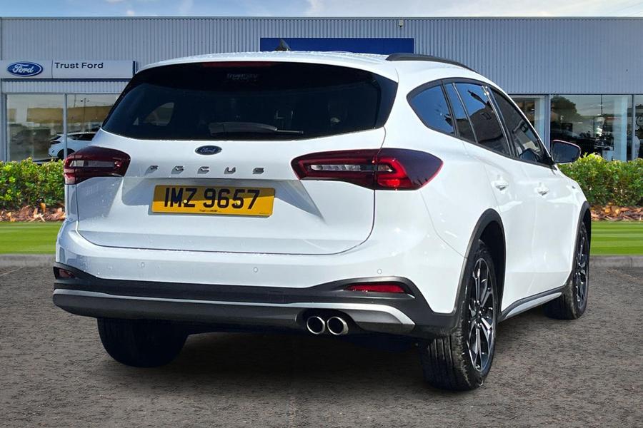 Ford Focus Photo autoimg-ba09676f09ed9a223bbdd63a61e691c4fc8cccc9.jpg