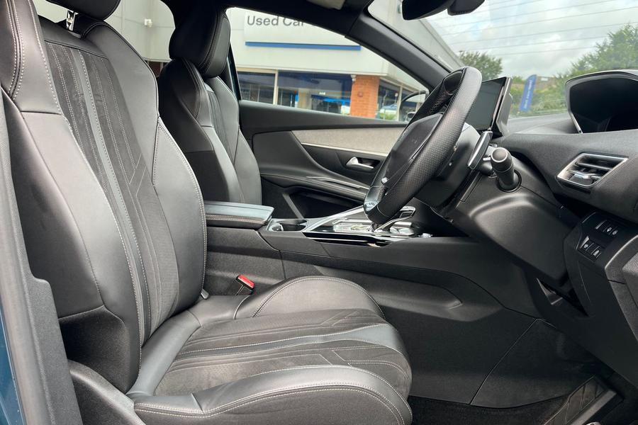 Peugeot 5008 Photo autoimg-ba0af075c02c8cf2523a655c6d2bbc028b0c5357.jpg