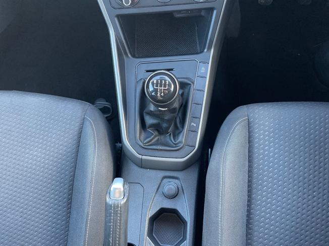 VOLKSWAGEN Polo Photo 27