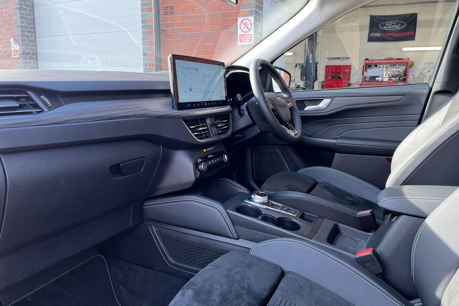 Ford KUGA Photo 17