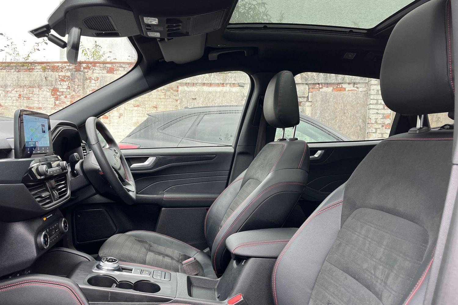 Ford KUGA Photo 18