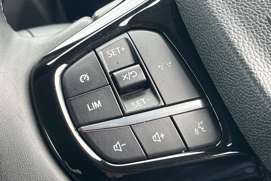 Ford TRANSIT CUSTOM Photo autoimg-ba0fe3c87dcee879354869c4874f53b1e1b65204.jpg