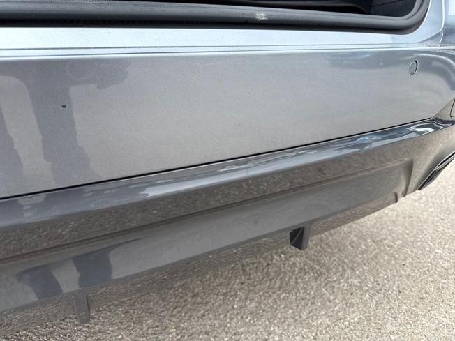BMW 5 Series Photo 23