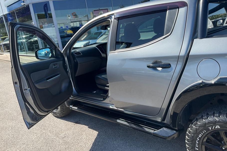 Used Mitsubishi L200 YA19RCU 19