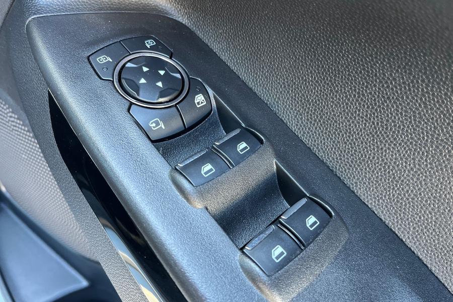 Ford EcoSport Photo autoimg-ba1838cdd6ba503851c17b7a8fdbba4da4ea2e3e.jpg