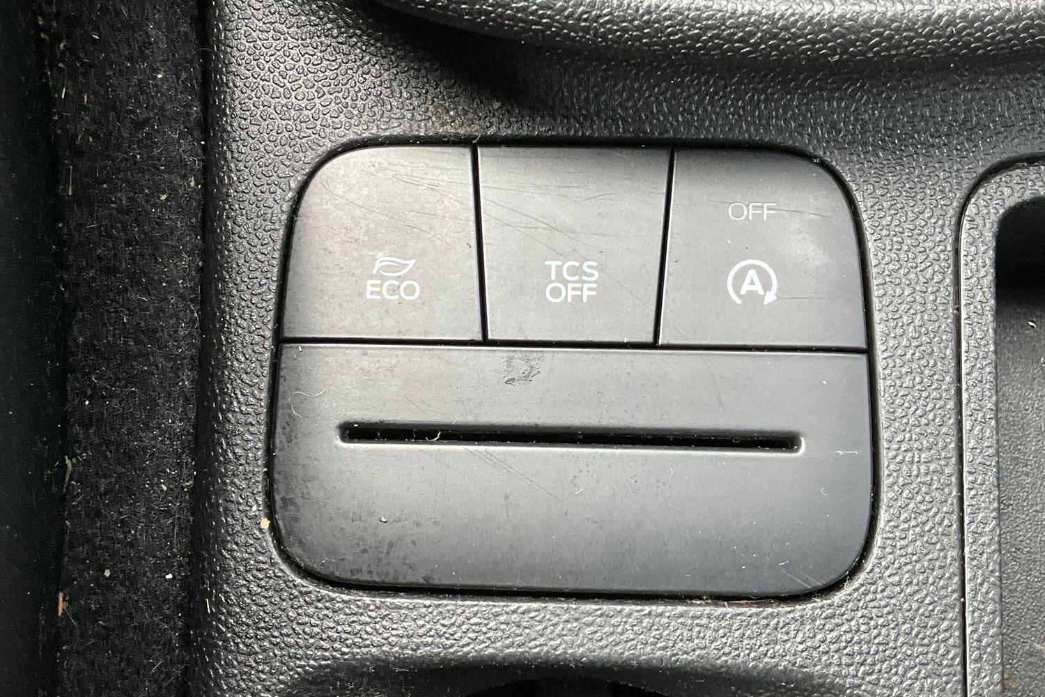 Ford FIESTA Photo 29