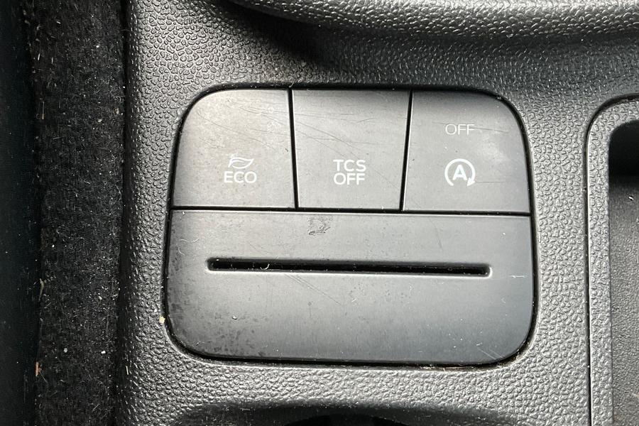 Ford FIESTA Photo autoimg-ba19022d4872b38aef127dab31a7b00b64e26da0.jpg