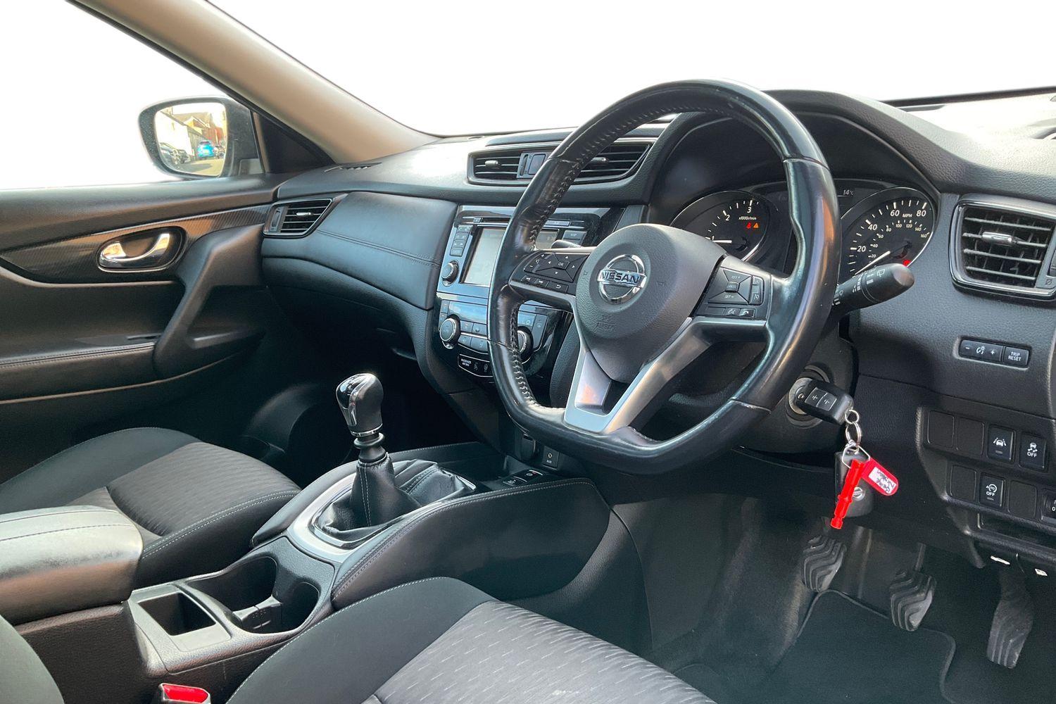 Nissan X-TRAIL Photo 8