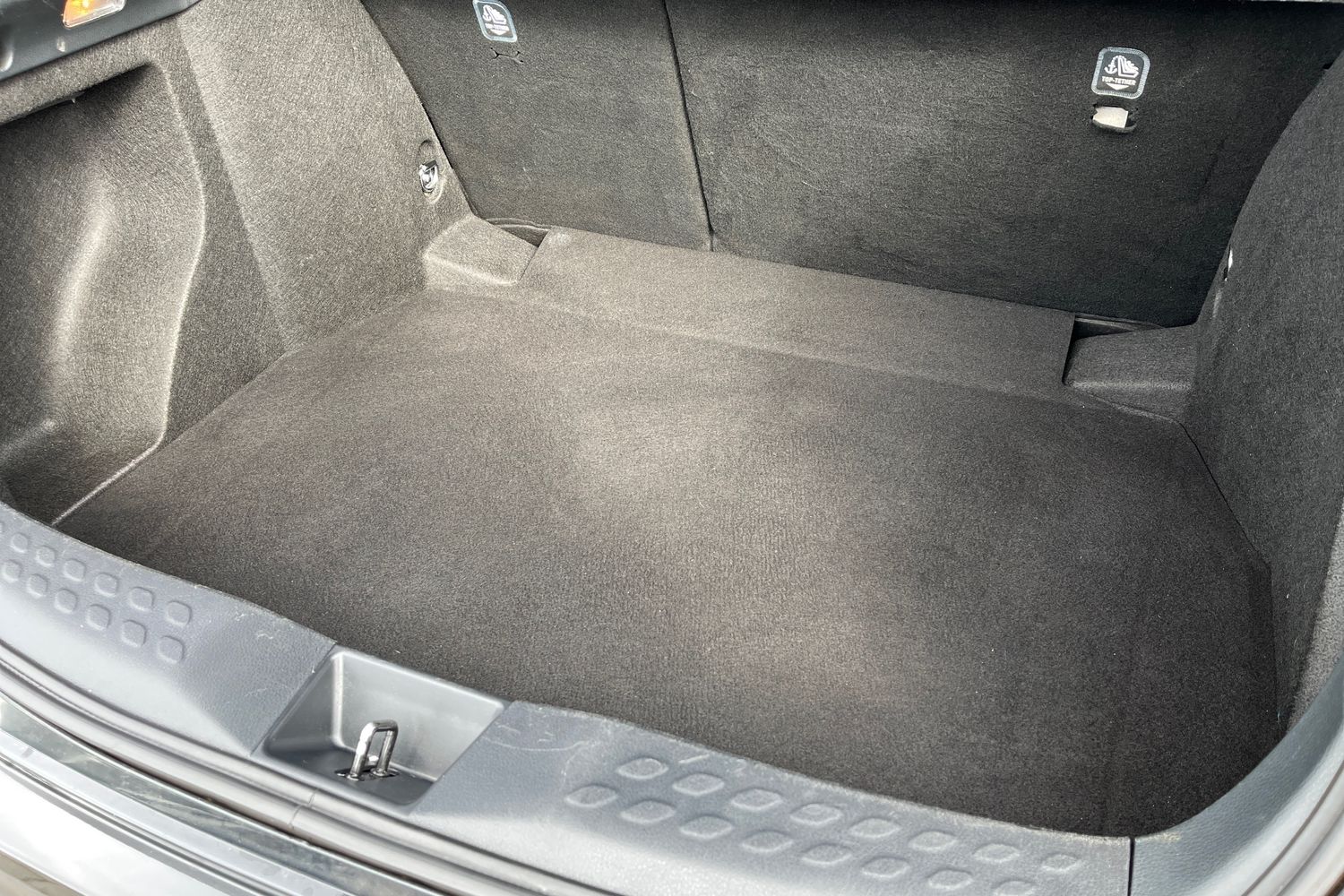 Toyota C-HR Photo 20