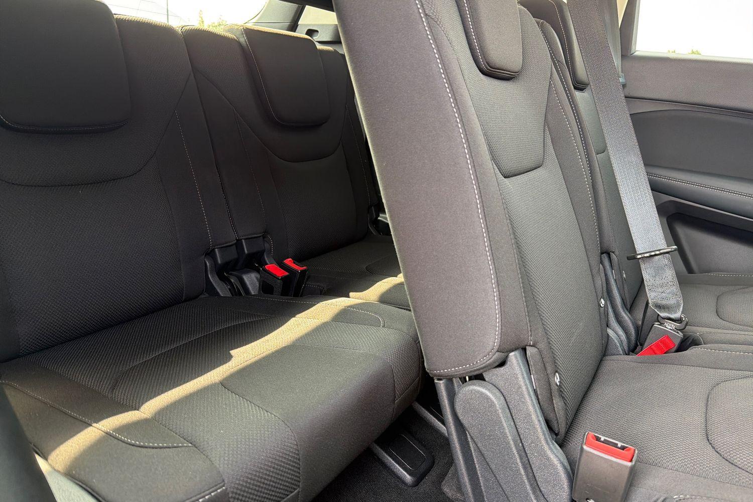 Ford S-MAX Photo 31