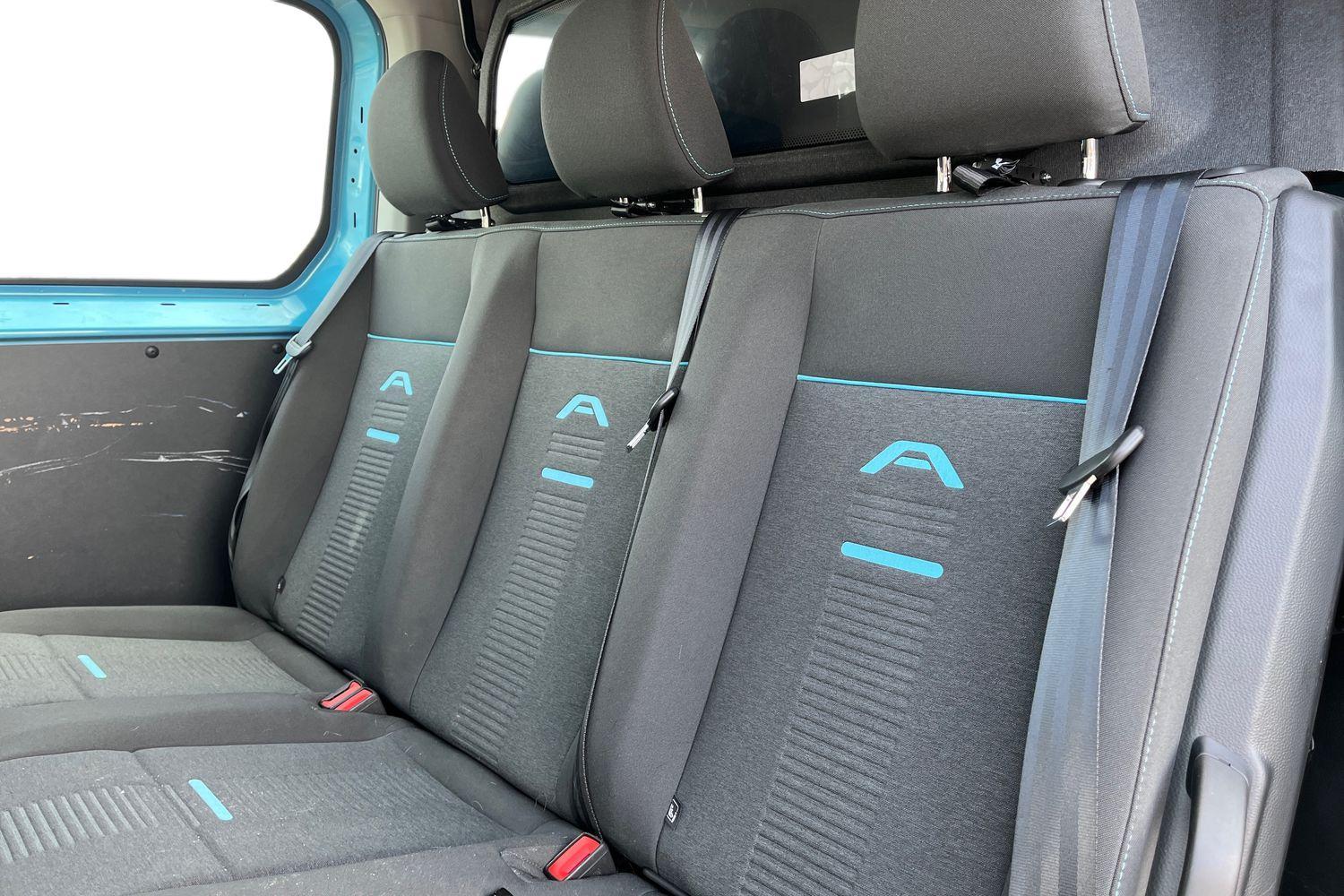 Ford TRANSIT CONNECT Photo 10