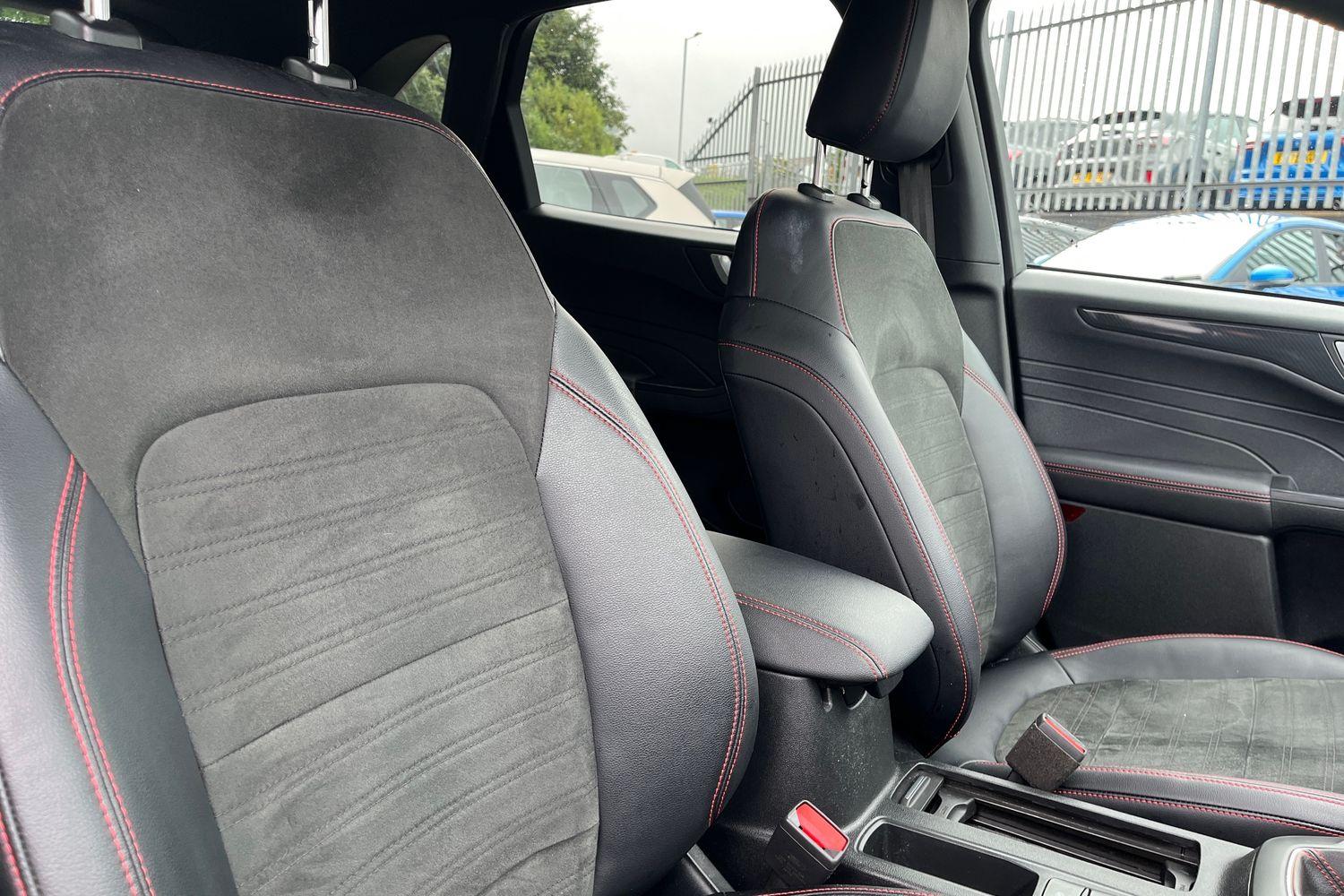 Ford Kuga Photo 16