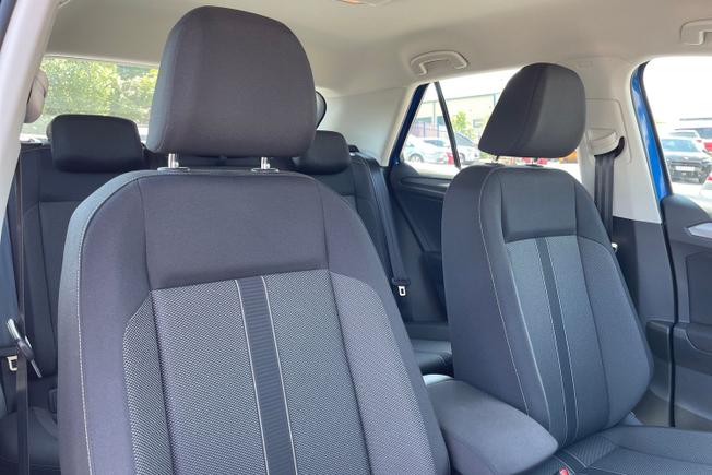 VOLKSWAGEN T-Roc Photo 31
