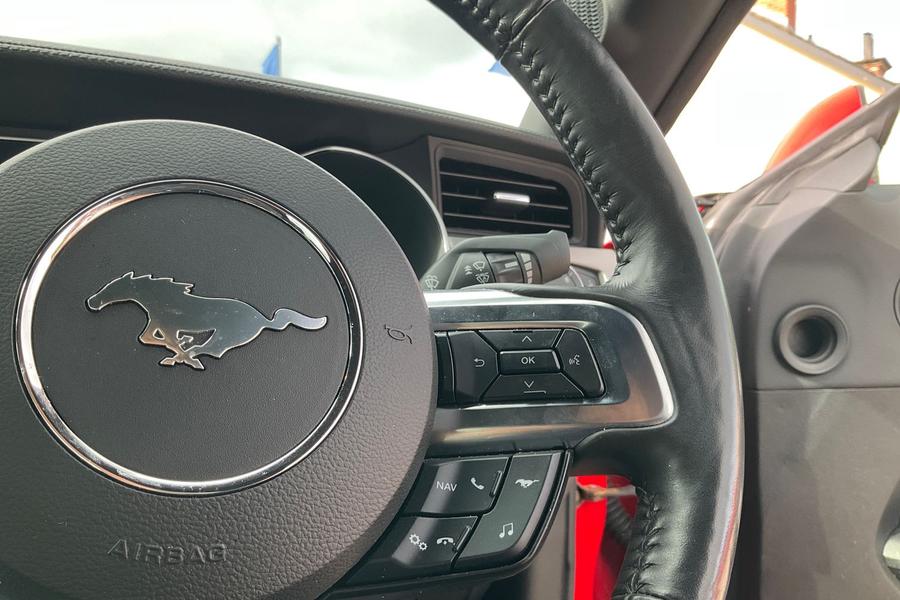 Ford MUSTANG Photo autoimg-ba3715dea0a316d12a96019c9df5a1a81f702afa.jpg