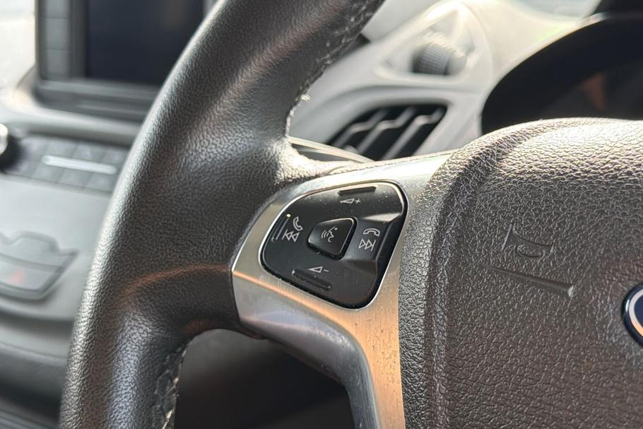 Used Ford TRANSIT COURIER FY21SOC 28