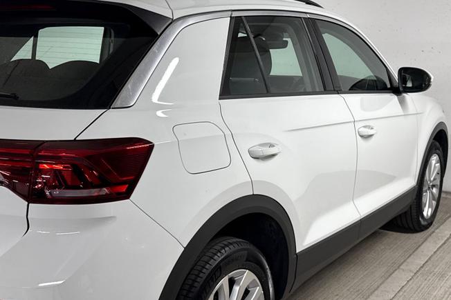 VOLKSWAGEN T-Roc Photo 28
