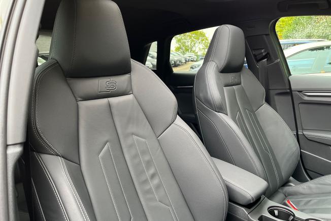 AUDI A3 Photo 30