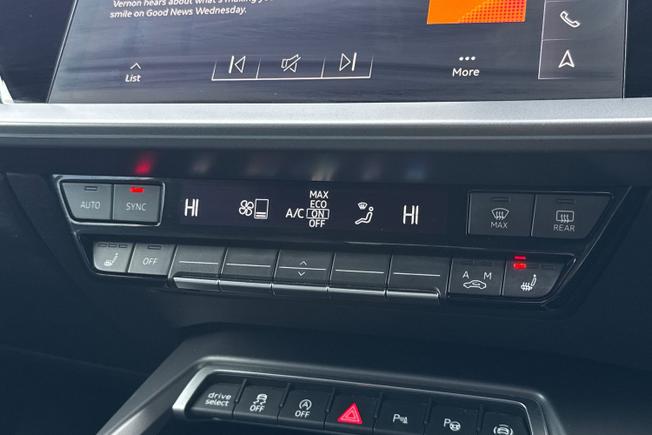 AUDI A3 Photo 36