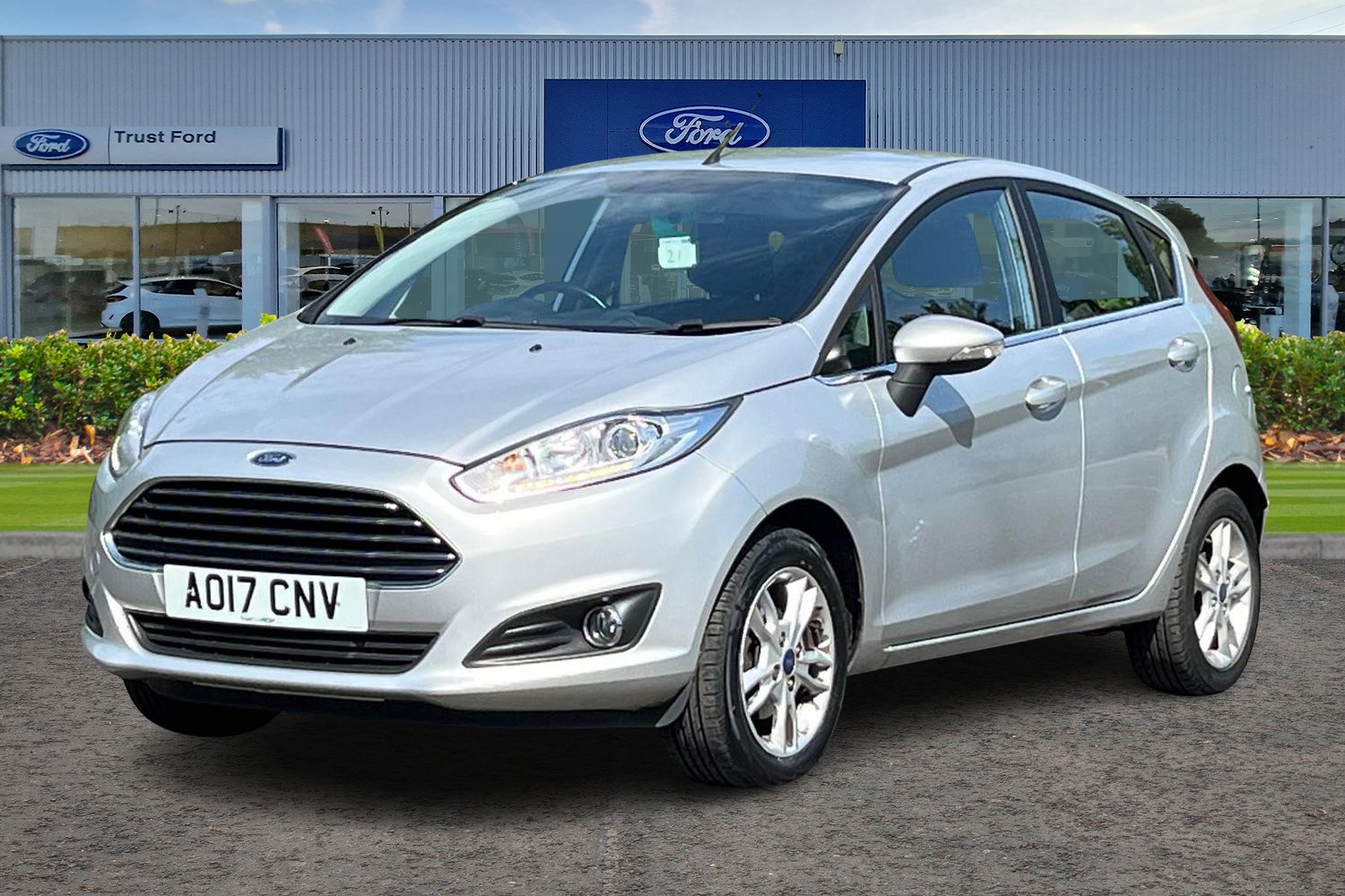 Ford FIESTA Photo 4