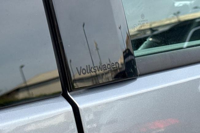 VOLKSWAGEN Id. Buzz Photo 38