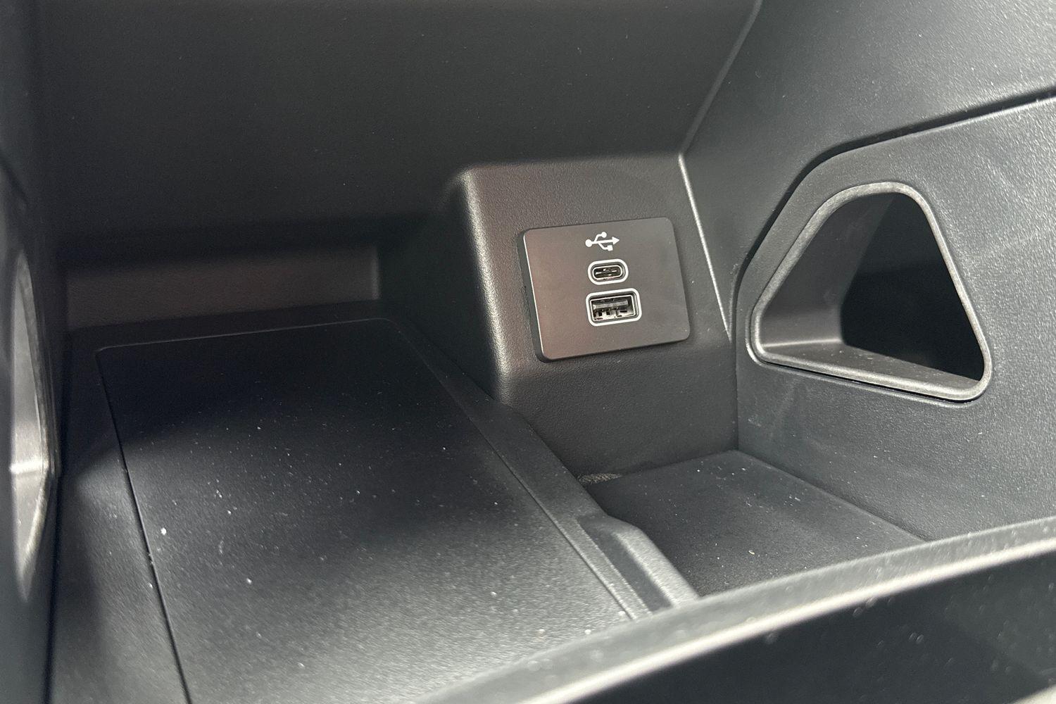 Ford RANGER Photo 35
