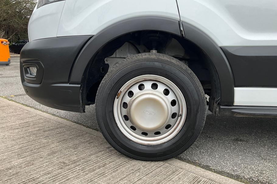 Used FORD TRANSIT WR72CVM 14