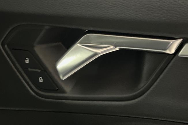AUDI Q3 Photo 26