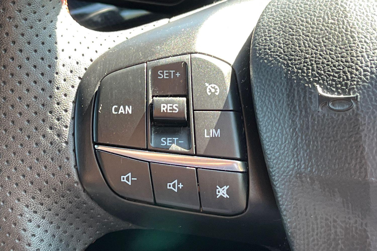 Ford FOCUS Photo 31
